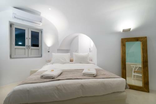 Hostal Iriana Apartments