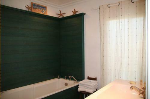 Hotel Le Suroit