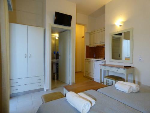 Camelia Studios & Apartments