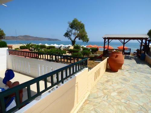 Camelia Studios & Apartments