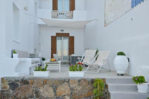 Ostria Hotel