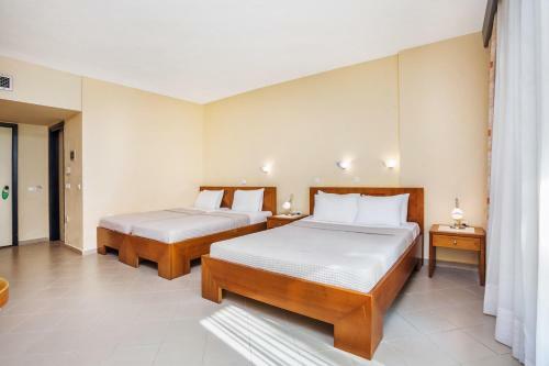Atrium Hotel