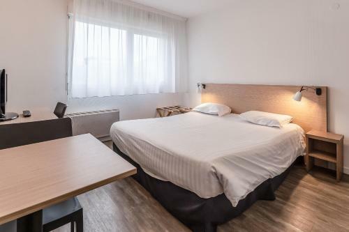 Aparthotel Zenitude H�tel-r�sidences Les Hauts D'annecy