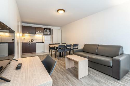 Aparthotel Zenitude H�tel-r�sidences Les Hauts D'annecy