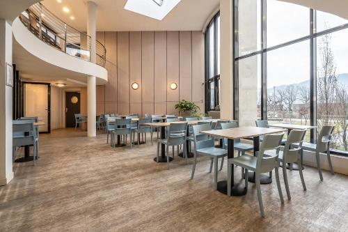 Aparthotel Zenitude H�tel-r�sidences Les Hauts D'annecy