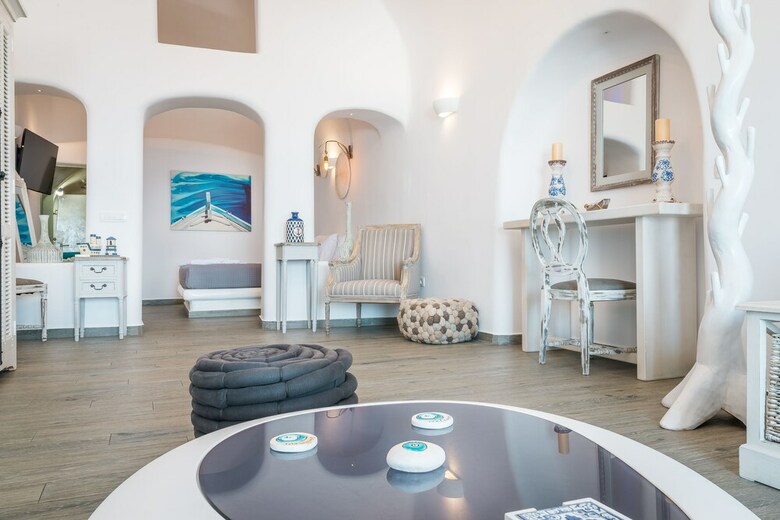 Hotel Angel Luxury Suites
