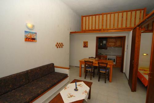 Aparthotel Villa Zaharo And Lilian Apartments
