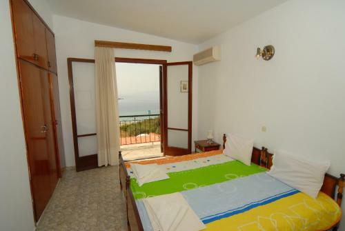 Aparthotel Villa Zaharo And Lilian Apartments