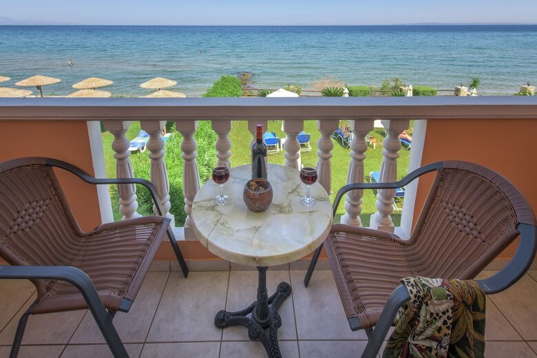 Aparthotel Anemona Beach Hotel