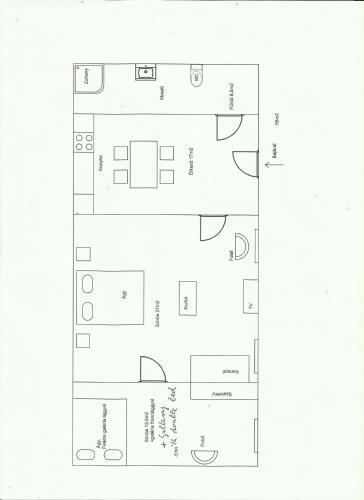 K�roly Apartments