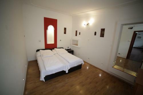 Hostal Apartman Eged Vend�gh�z