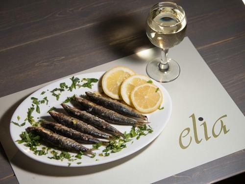Olive Press Hotel & Apartments