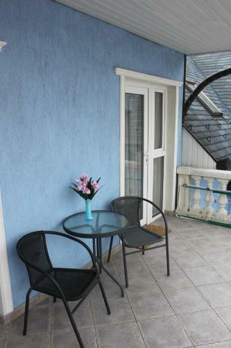 Hostal Blue Villa Appartement House