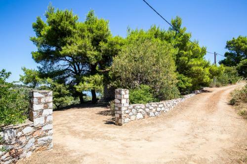 Elli Cottage