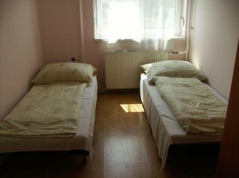 P�csi Apartmanh�z