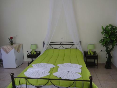 Hostal Tania Villa