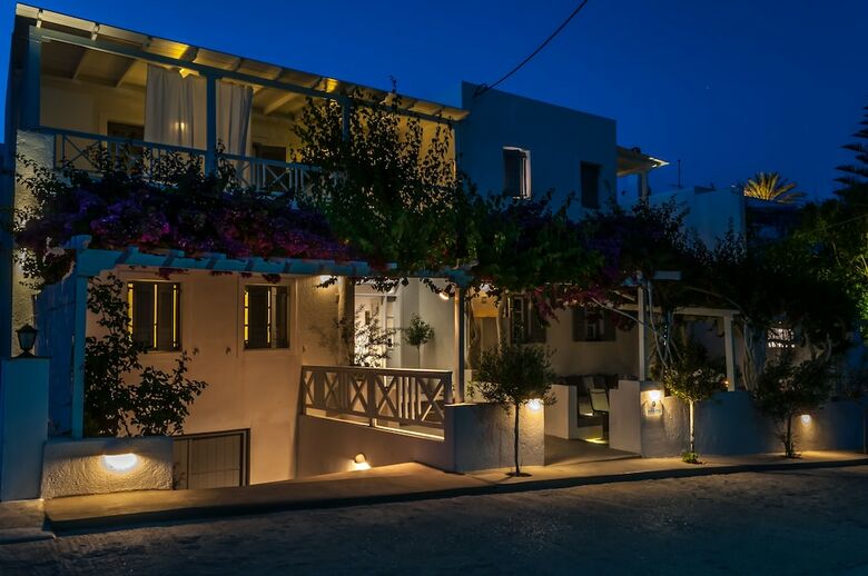 Apartamento Milos Bay Suites
