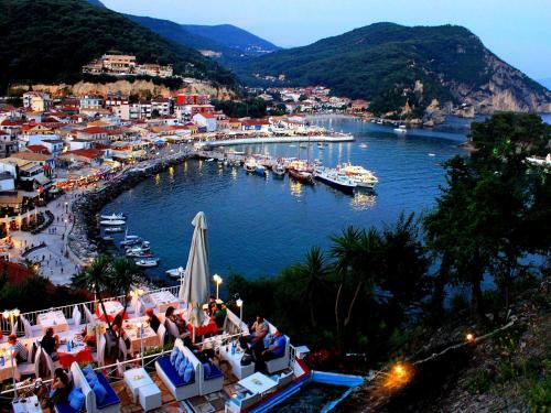 Villa Petra & Thalassa
