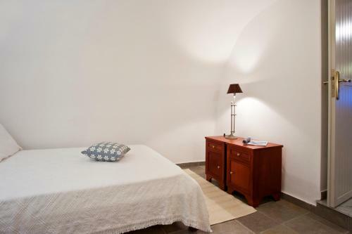 Semeli Cave House