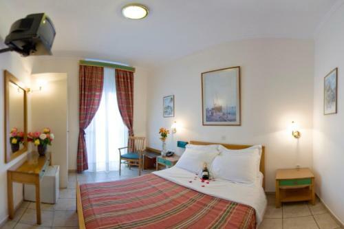 Aktaion City Hotel