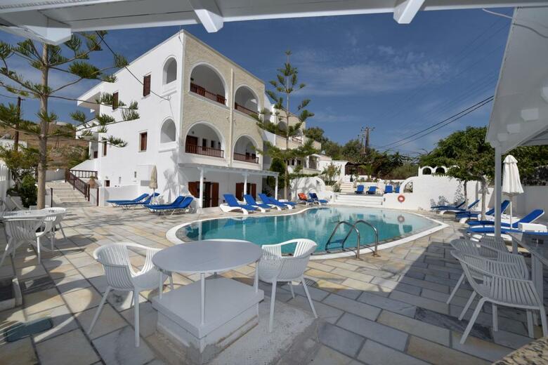 Hostal Sunflower Aparthotel