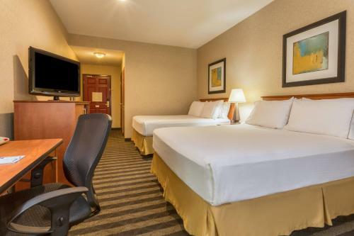 Holiday Inn Express Hotel & Suites Manteca