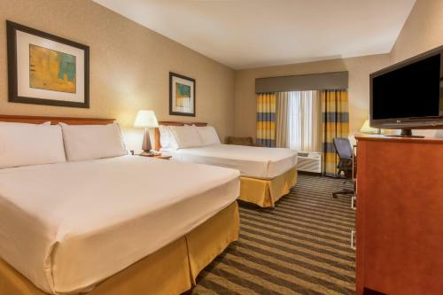 Holiday Inn Express Hotel & Suites Manteca