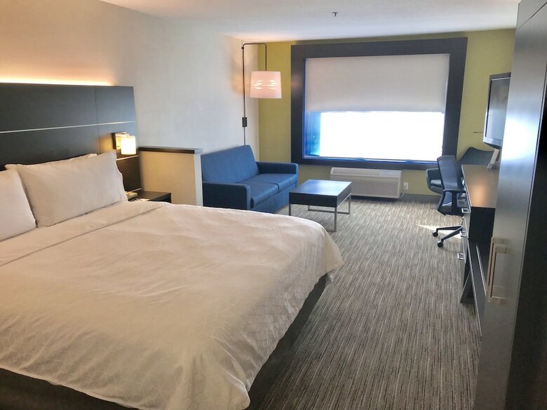 Holiday Inn Express Hotel & Suites Tracy