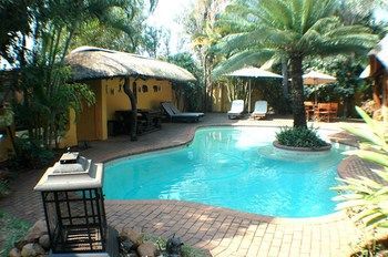 Albergue Trees Too Guest Lodge