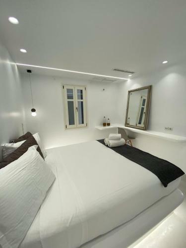Alexandros Apartments