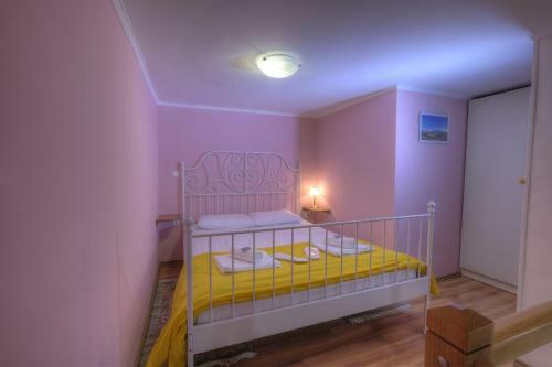 Zinni Koukaki Apartment