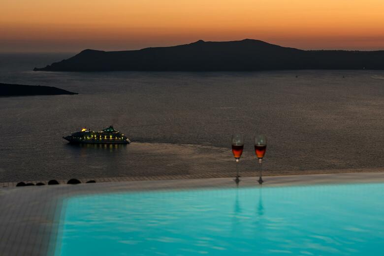 Hotel Day Dream Luxury Suites