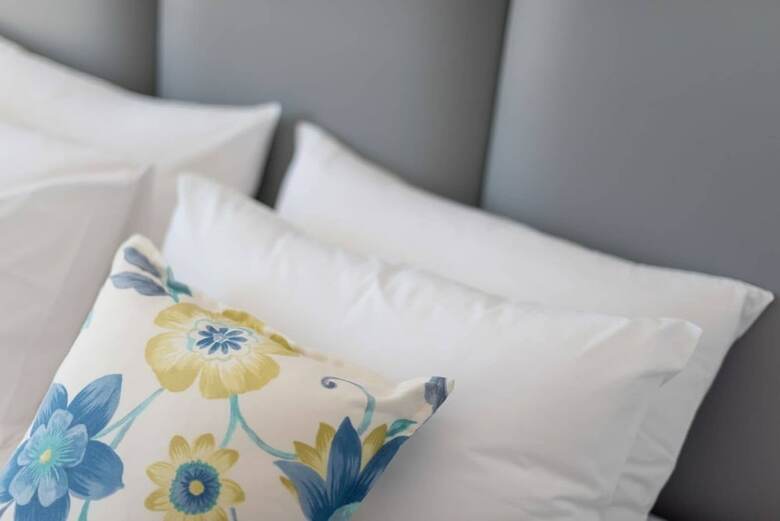 Hotel Crown Suites