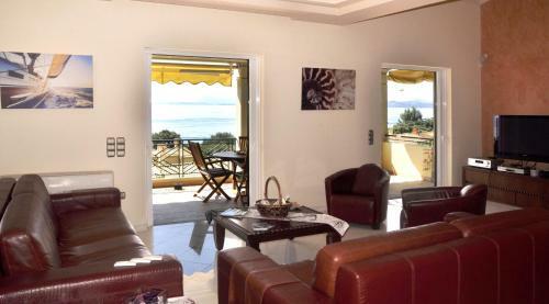 Villa Aeolos