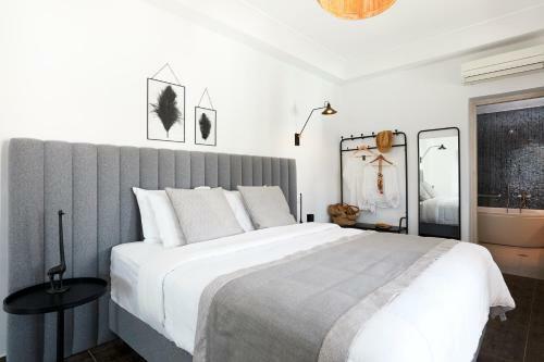 Hotel Petit Palace Suites