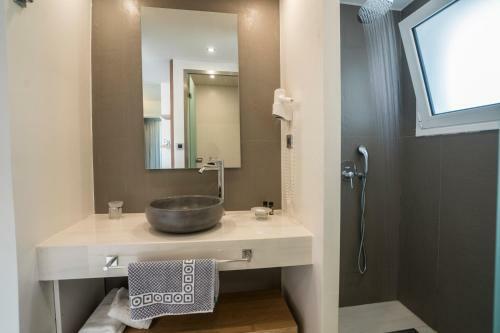 Atrion Hotel