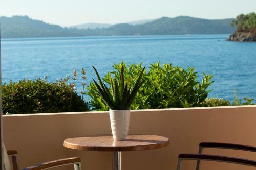 Thalassa Apartments