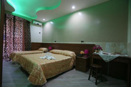 Hotel Iris