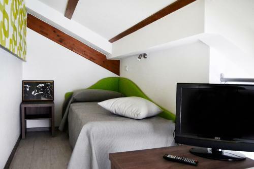 B&B Seventy Design