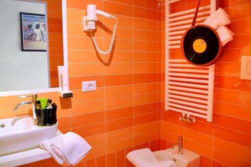 B&B Seventy Design