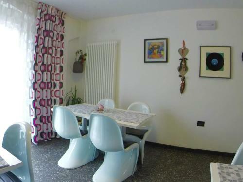 B&B Seventy Design