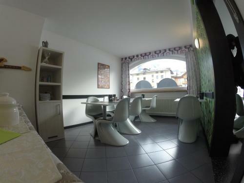 B&B Seventy Design