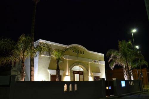 Hostal Affittacamere Torre Lapillo