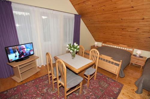 Hostal Sve?i? Namai Lanksva