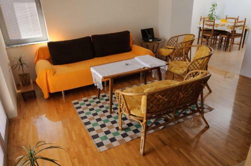 Maslov Apartments