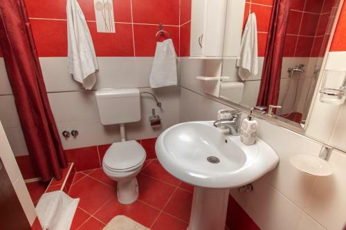 Adzic Apartments