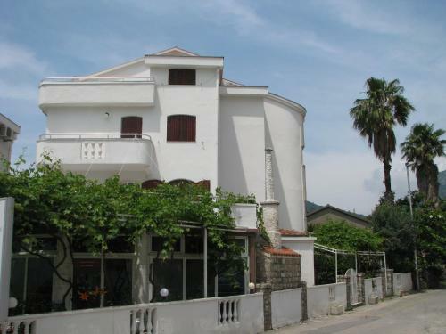 Apartments Bonus