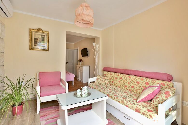 Marinero Apartments