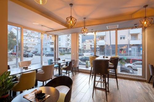 Hostal Le Marc Guest House