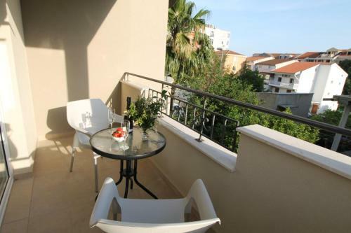 Hostal Le Marc Guest House